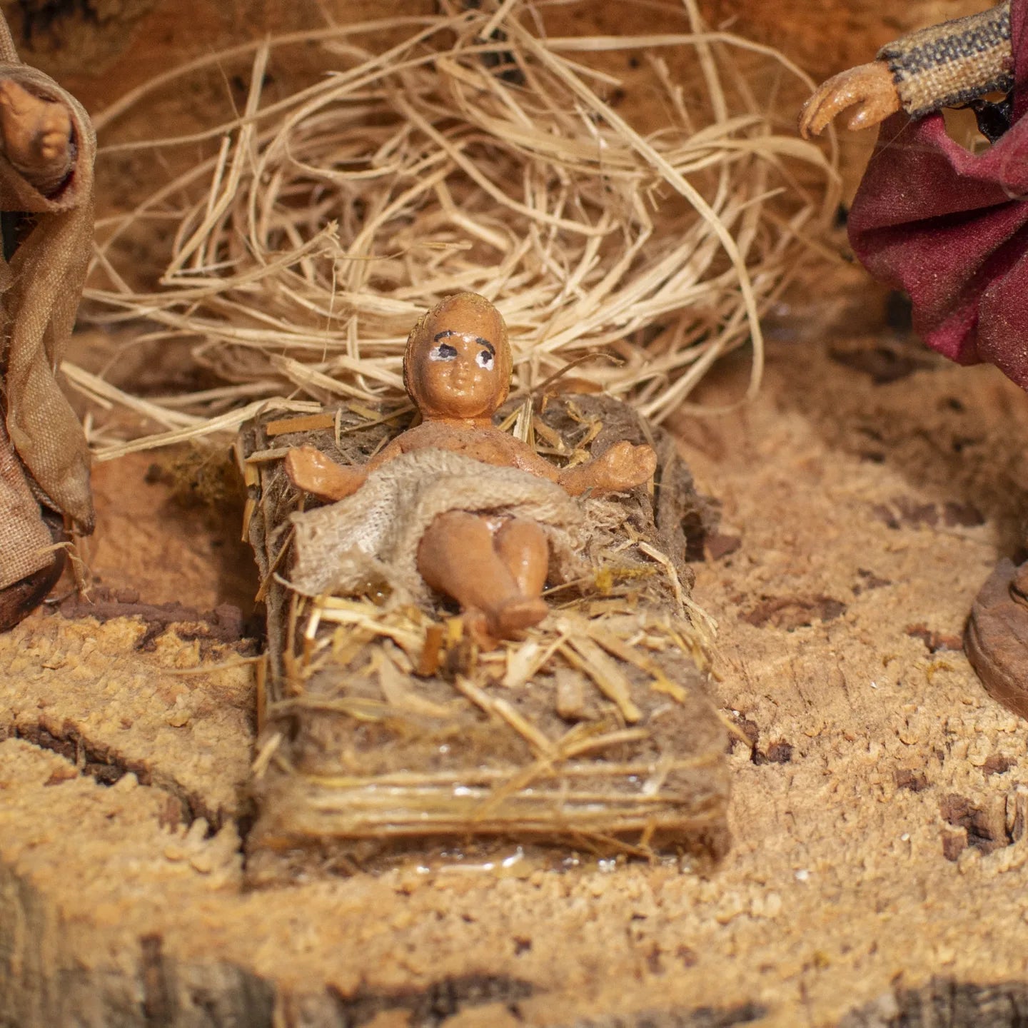 LARGE COMPLETE WALL NATIVITY SCENE WITH TERRACOTTA SHEPHERDS