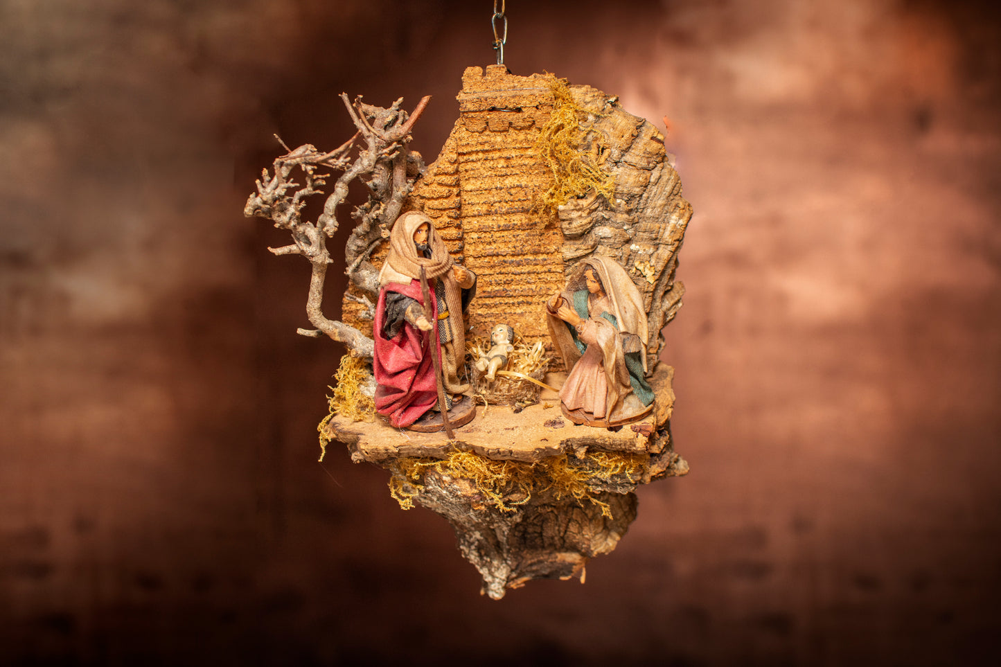 COMPLETE WALL NATIVITY SCENE WITH TERRACOTTA SHEPHERDS