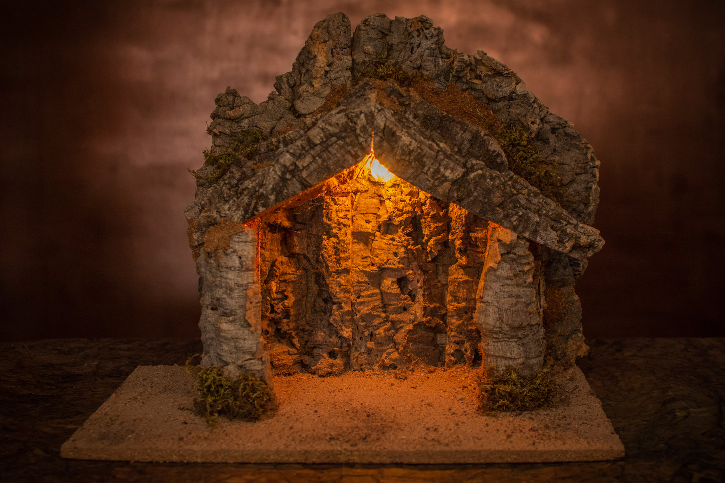 MEDIUM ROCK HUT